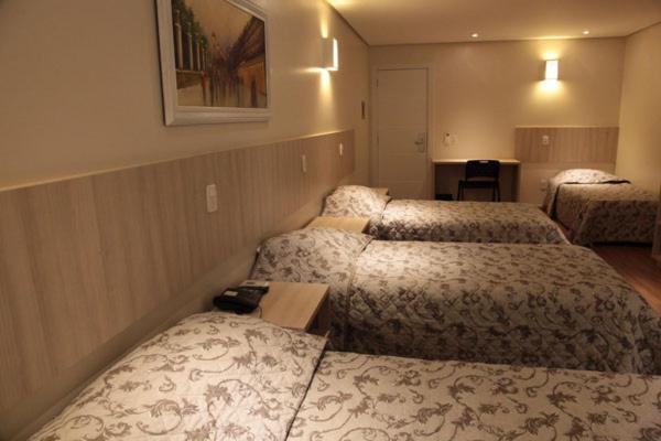 Golden Hotel - O Mais Central - Pet Friendly Chapecó Quarto foto
